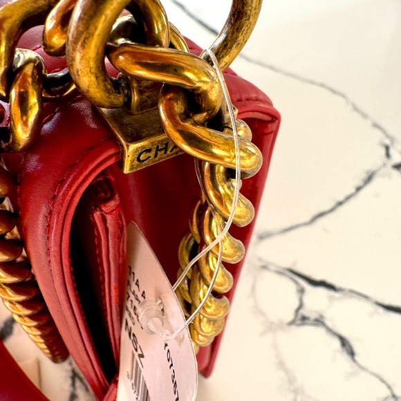 TRADE!! Reserved!! CHANEL BAG. EUC - Picture 4 of 13